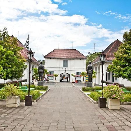Happy Family Hotel Yogyakarta Ngoại thất bức ảnh