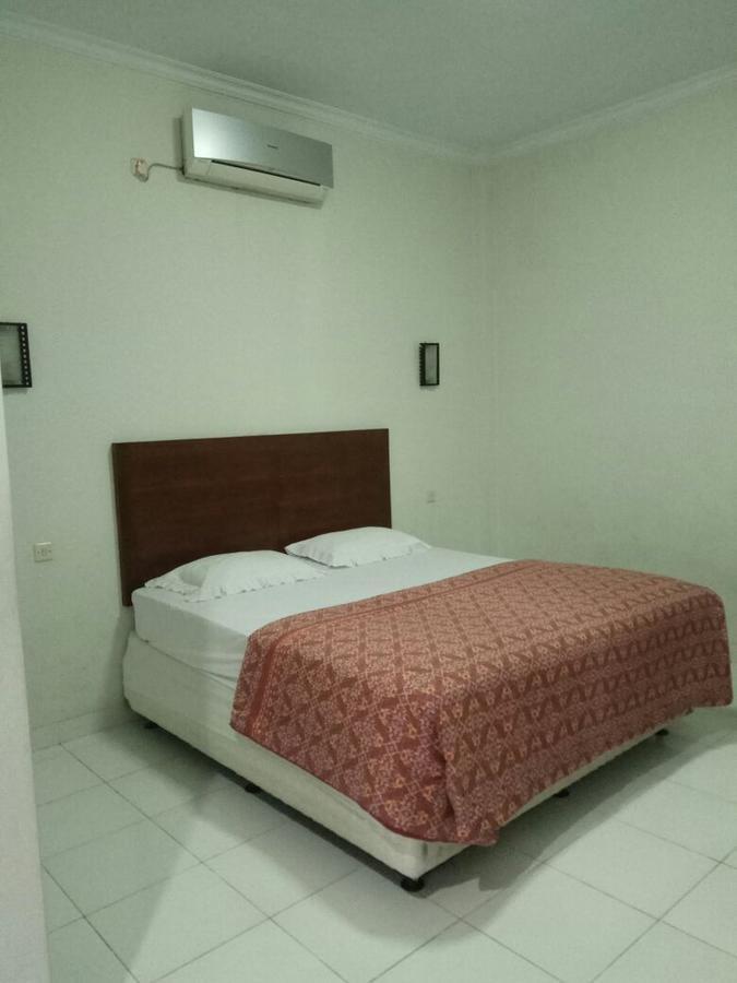 Happy Family Hotel Yogyakarta Ngoại thất bức ảnh
